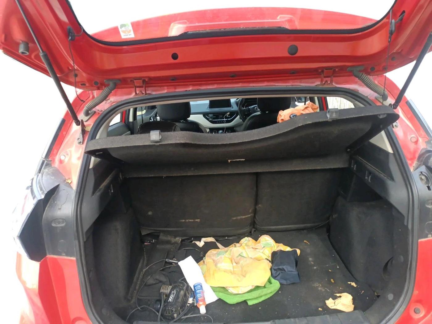 2021 Tata NEXON XZ PLUS PETROL, Petrol, Manual, 51,874 km, exterior