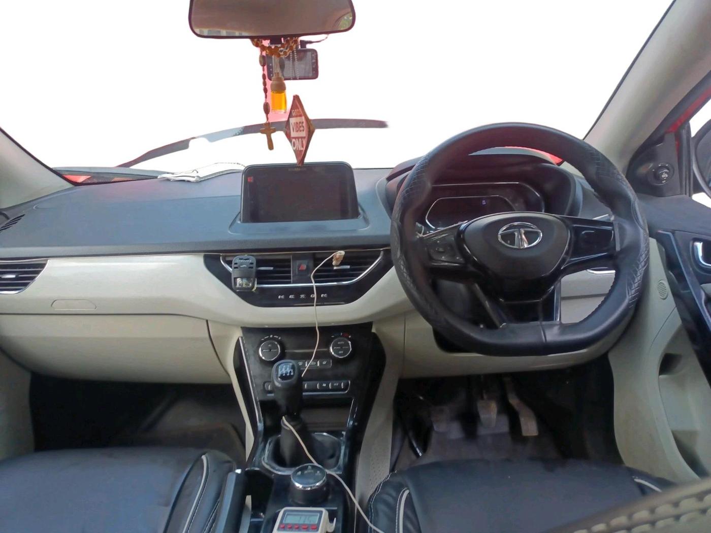 2021 Tata NEXON XZ PLUS PETROL, Petrol, Manual, 51,874 km, interior