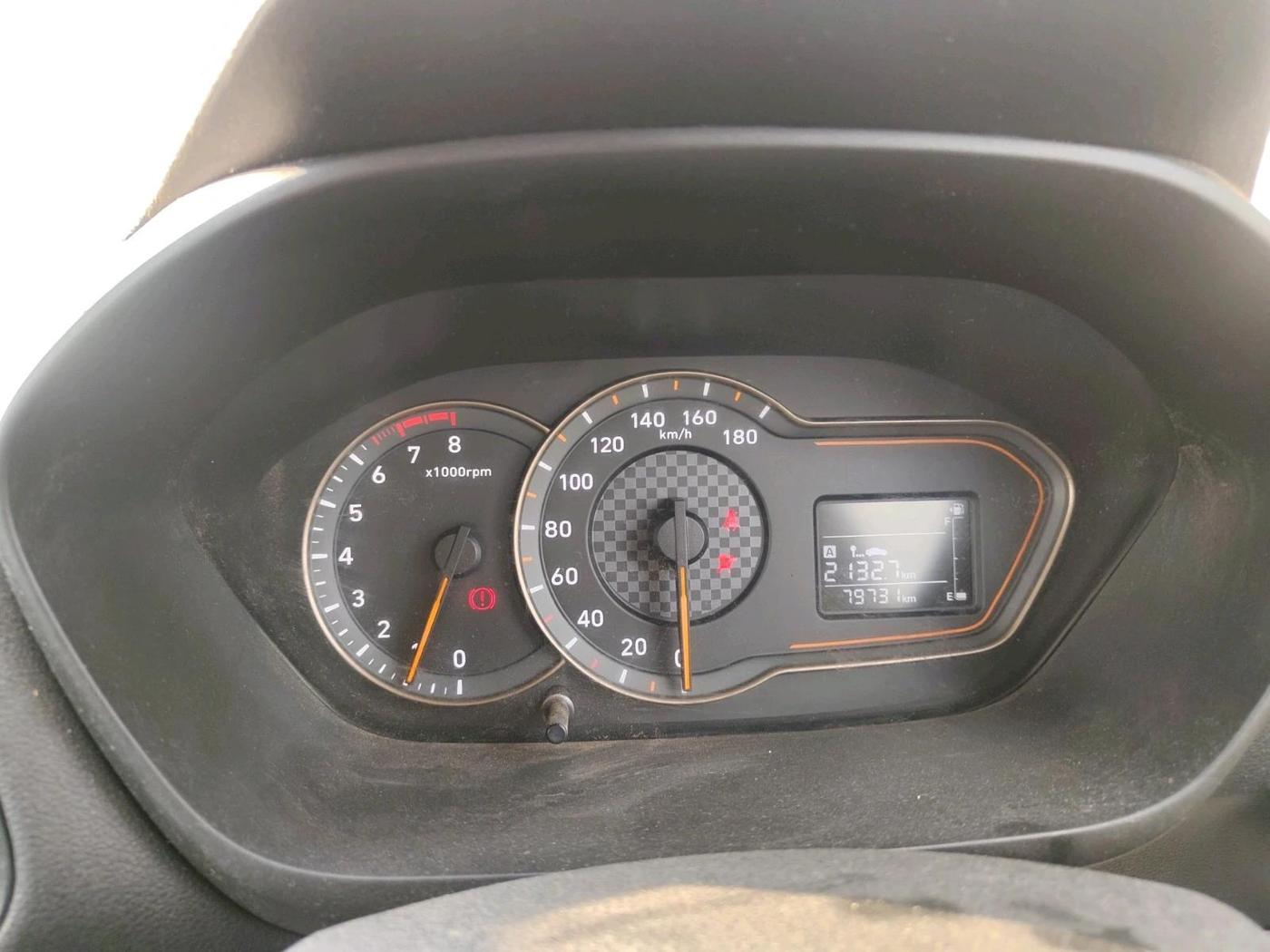 2019 Hyundai NEW SANTRO MAGNA, Petrol, Manual, 79,731 km, interior