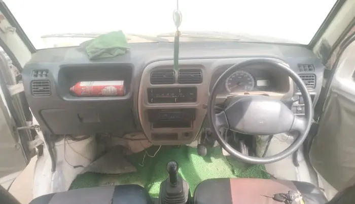 2011 Maruti Eeco 5 STR WITH A/C+HTR, CNG, Manual, 1,02,611 km, interior