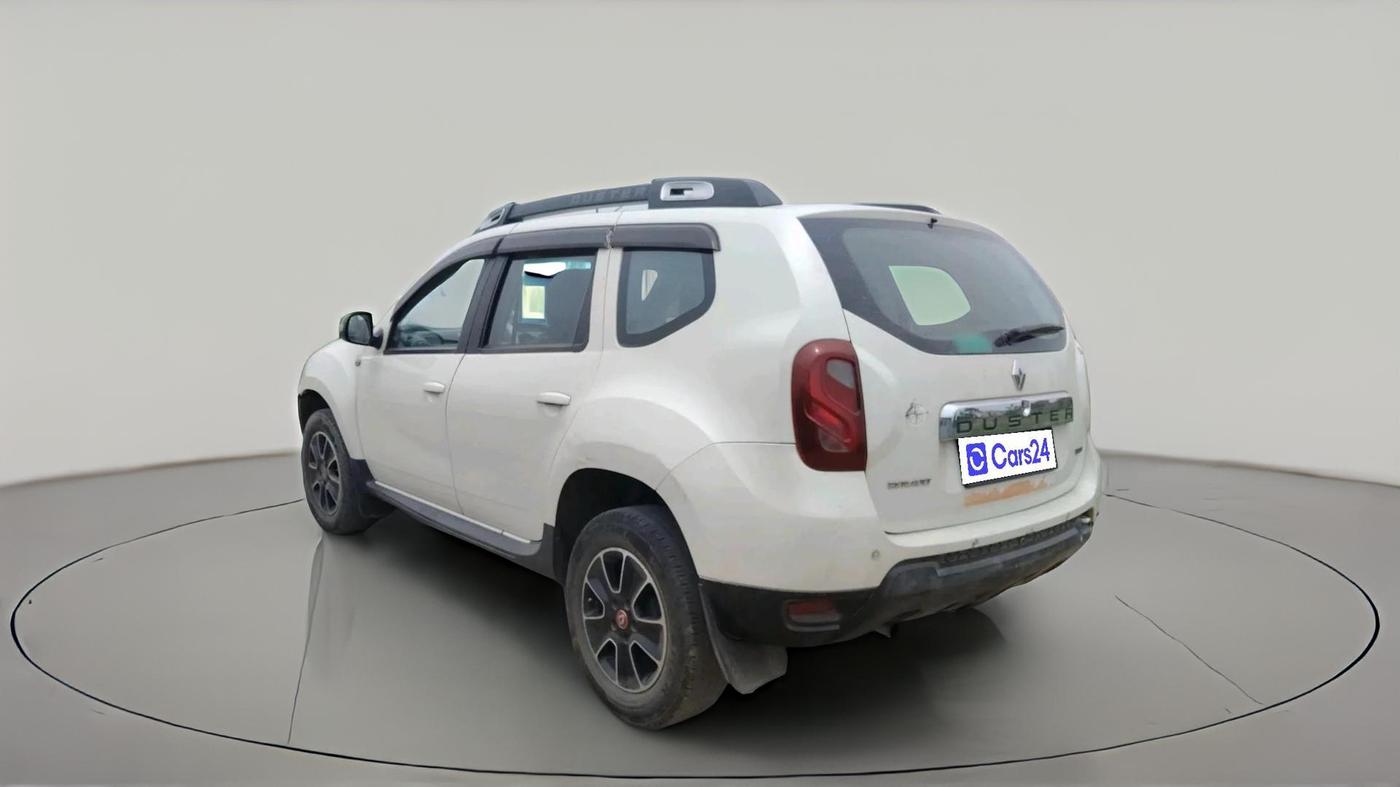 2017 Renault Duster 85 PS RXS MT DIESEL, Diesel, Manual, 1,77,454 km, exterior