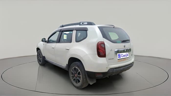 2017 Renault Duster 85 PS RXS MT DIESEL, Diesel, Manual, 1,77,454 km, exterior