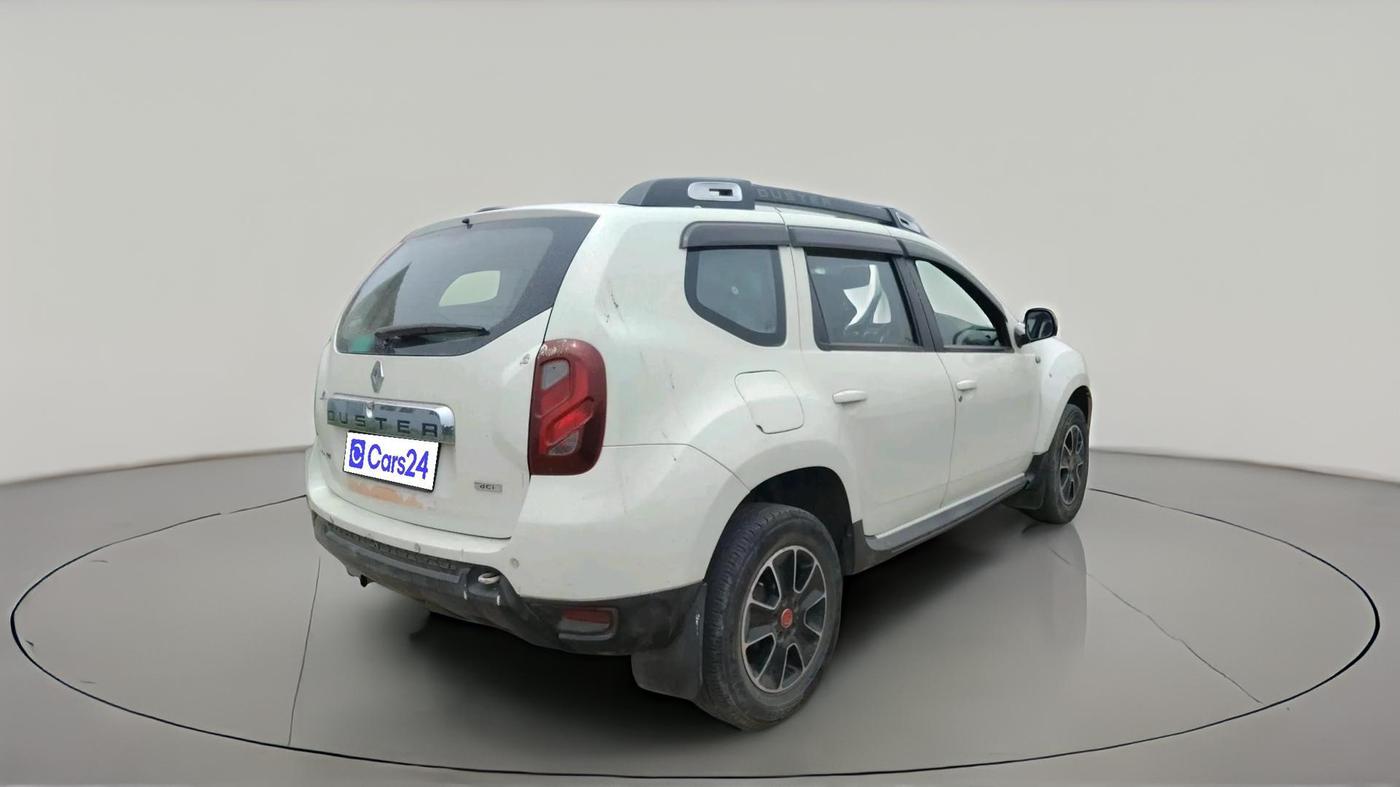 2017 Renault Duster 85 PS RXS MT DIESEL, Diesel, Manual, 1,77,454 km, exterior
