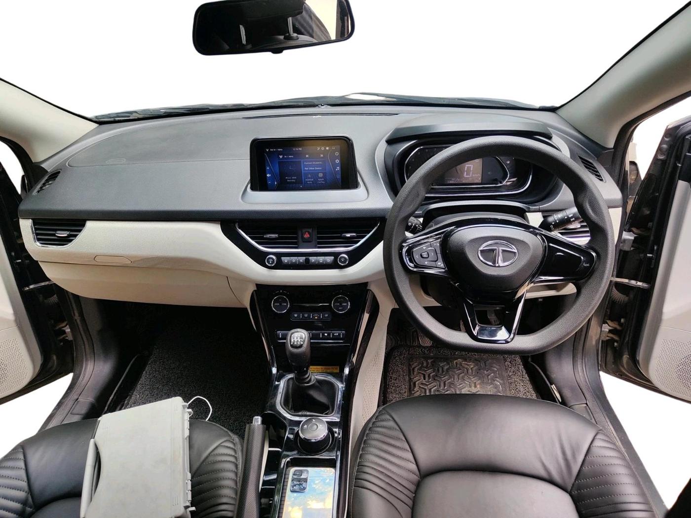 2020 Tata NEXON XZ PLUS PETROL, Petrol, Manual, 33,882 km, interior