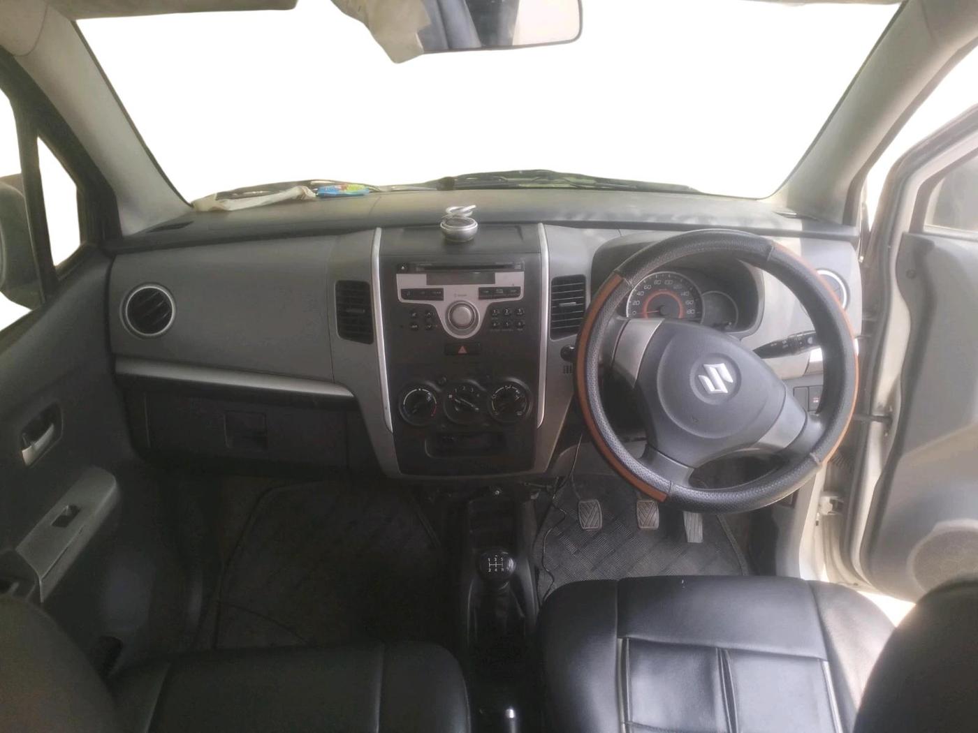 2012 Maruti Wagon R 1.0 VXI, Petrol, Manual, 69,370 km, interior