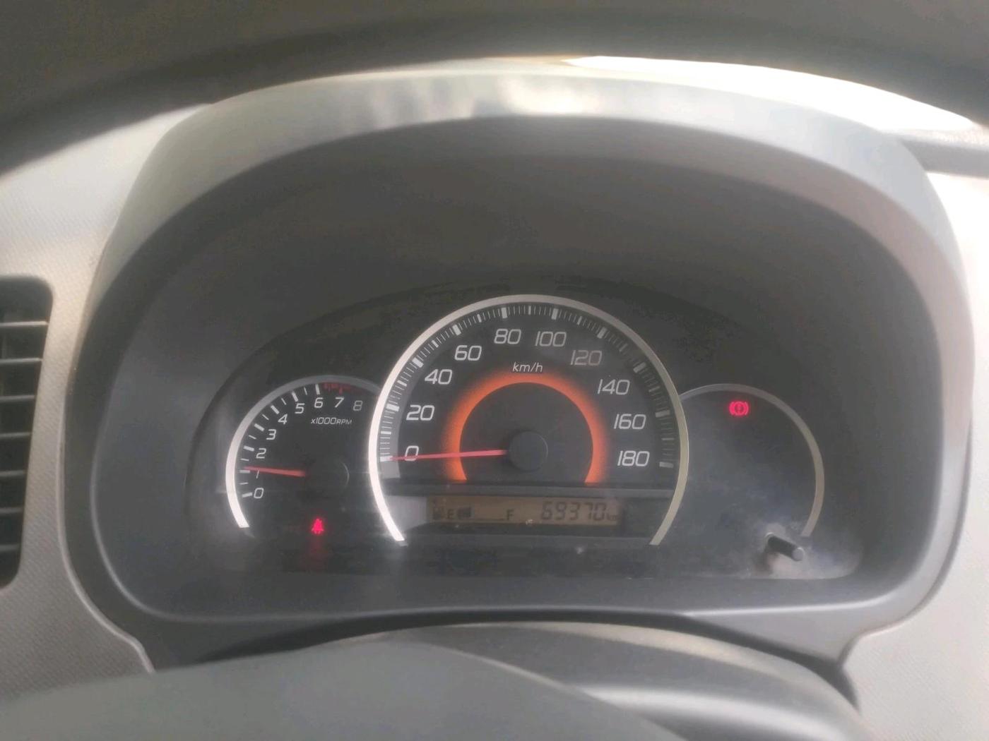 2012 Maruti Wagon R 1.0 VXI, Petrol, Manual, 69,370 km, interior
