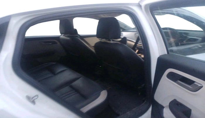 2023 Tata ALTROZ XZ PLUS SUNROOF CNG, CNG, Manual, 21,359 km, interior