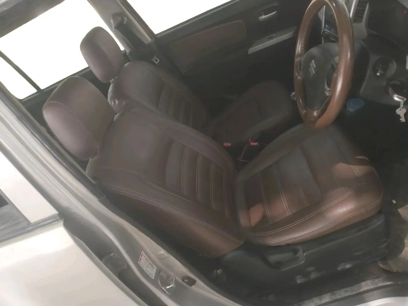2013 Maruti Wagon R 1.0 LXI, CNG, Manual, 1,63,147 km, interior
