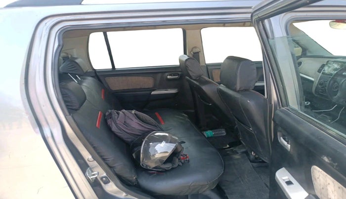 2015 Maruti Wagon R 1.0 VXI, Petrol, Manual, 89,367 km, interior