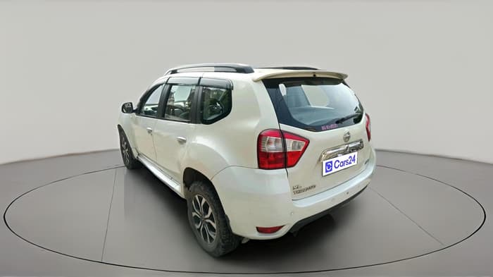 2015 Nissan Terrano XL O (D), Diesel, Manual, 1,23,014 km, exterior