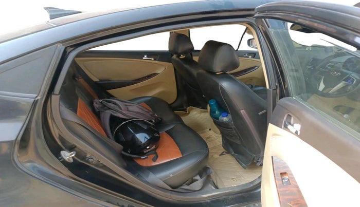 2014 Hyundai Verna FLUIDIC 1.6 CRDI, Diesel, Manual, 1,96,484 km, interior