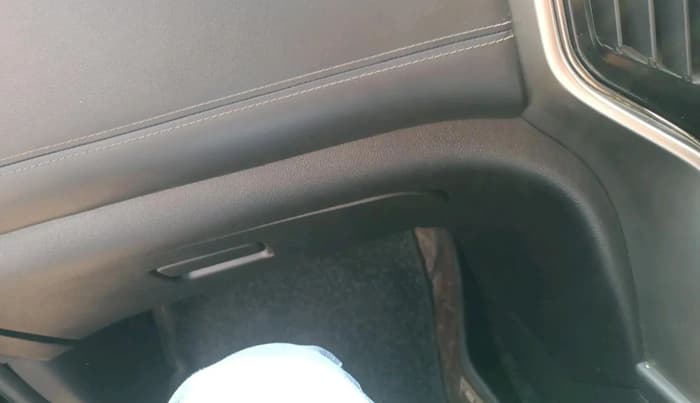 2025 Mahindra SCORPIO-N Z8 L DIESEL AT 2WD 7 STR, Diesel, Automatic, 19,069 km, interior
