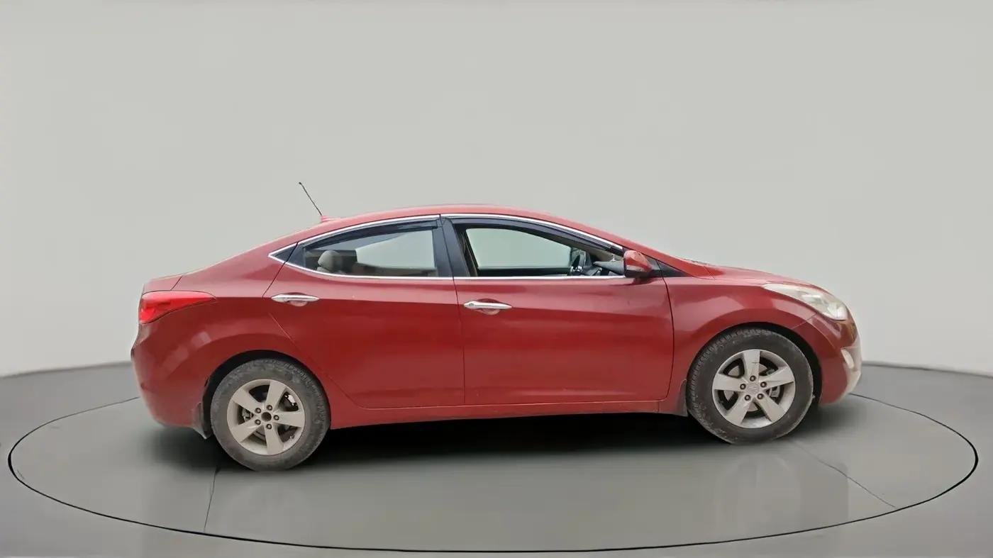 2013 Hyundai New Elantra 1.6 CRDI, Diesel, Manual, 81,000 km, exterior