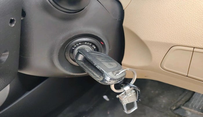 2013 Hyundai New Elantra 1.6 CRDI, Diesel, Manual, 81,000 km, interior