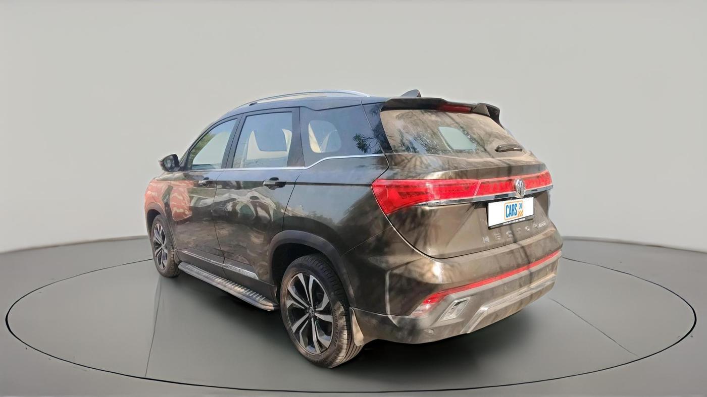 2024 MG HECTOR PLUS SHARP PRO 1.5 PETROL TURBO CVT 7 STR, Petrol, Automatic, 15,546 km, exterior