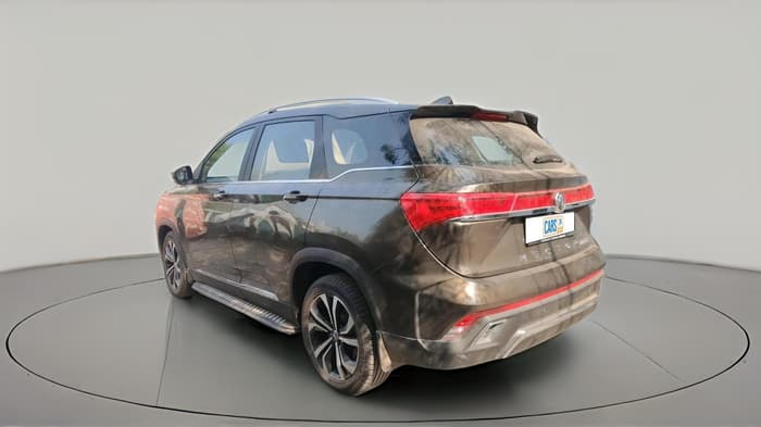 2024 MG HECTOR PLUS SHARP PRO 1.5 PETROL TURBO CVT 7 STR, Petrol, Automatic, 15,546 km, exterior