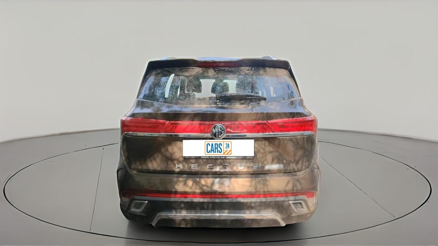 2024 MG HECTOR PLUS SHARP PRO 1.5 PETROL TURBO CVT 7 STR, Petrol, Automatic, 15,546 km, exterior