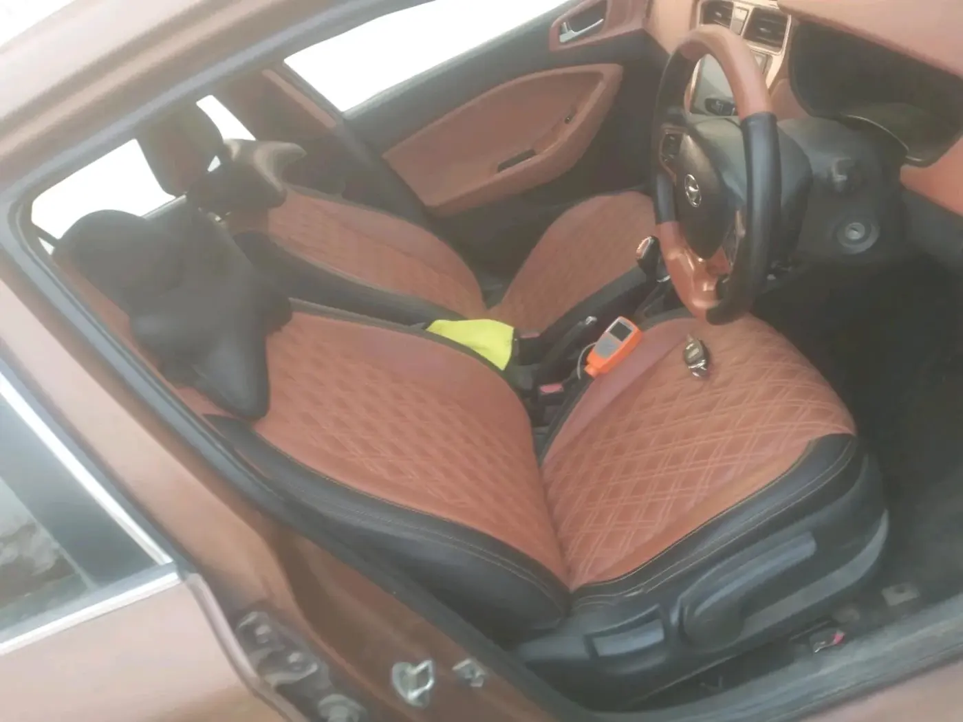 2015 Hyundai i20 Active 1.4, Diesel, Manual, 89,246 km, interior