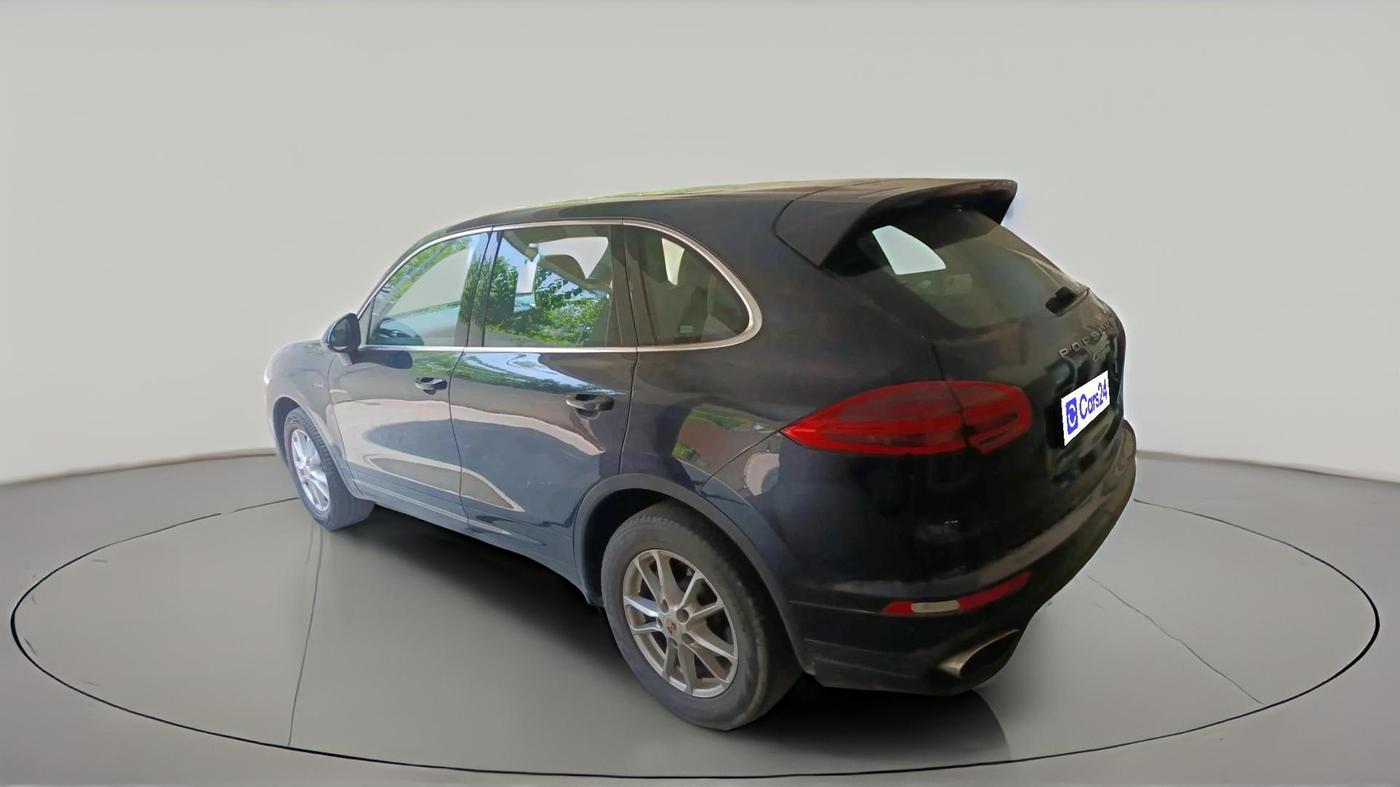 2015 Porsche Cayenne DIESEL, Diesel, Automatic, 99,456 km, exterior