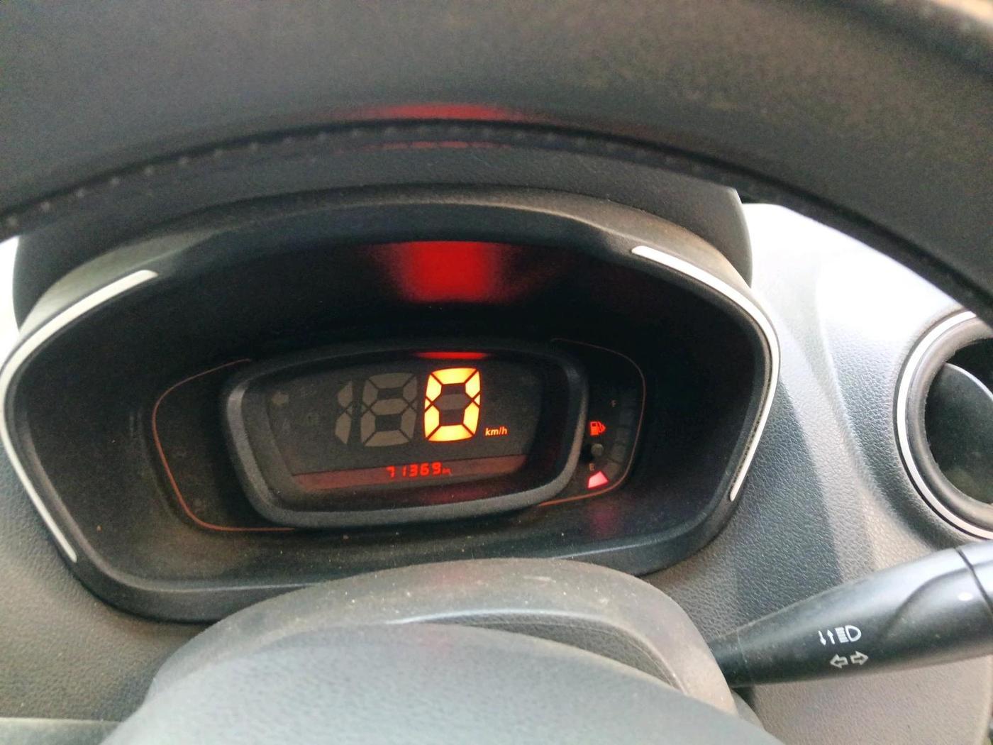 2016 Renault Kwid RXL 1.0 EDITION, Petrol, Manual, 71,369 km, interior