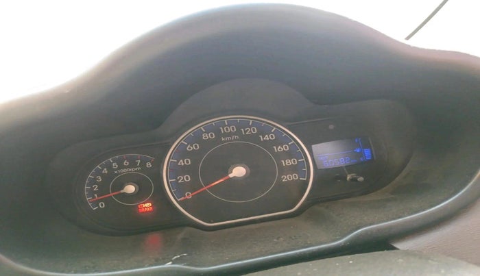 2016 Hyundai i10 SPORTZ 1.1, Petrol, Manual, 60,582 km, interior