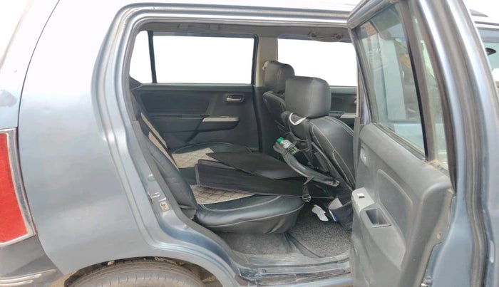 2011 Maruti Wagon R 1.0 VXI  ABS-AIRBAG, Petrol, Manual, 1,08,291 km, interior