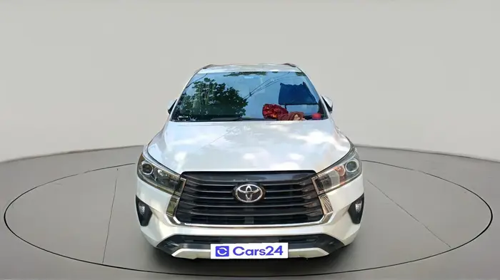2022 Toyota Innova Crysta 2.7 VX 7 STR, Petrol, Manual, 30,925 km, exterior