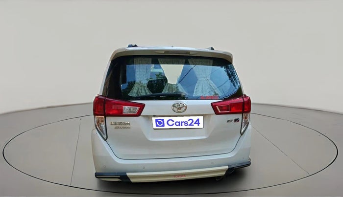 2022 Toyota Innova Crysta 2.7 VX 7 STR, Petrol, Manual, 30,925 km, exterior
