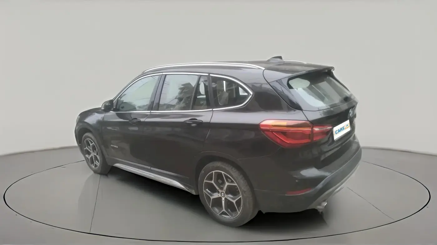2016 BMW X1 xDrive20d xLine, Diesel, Automatic, 1,87,993 km, exterior