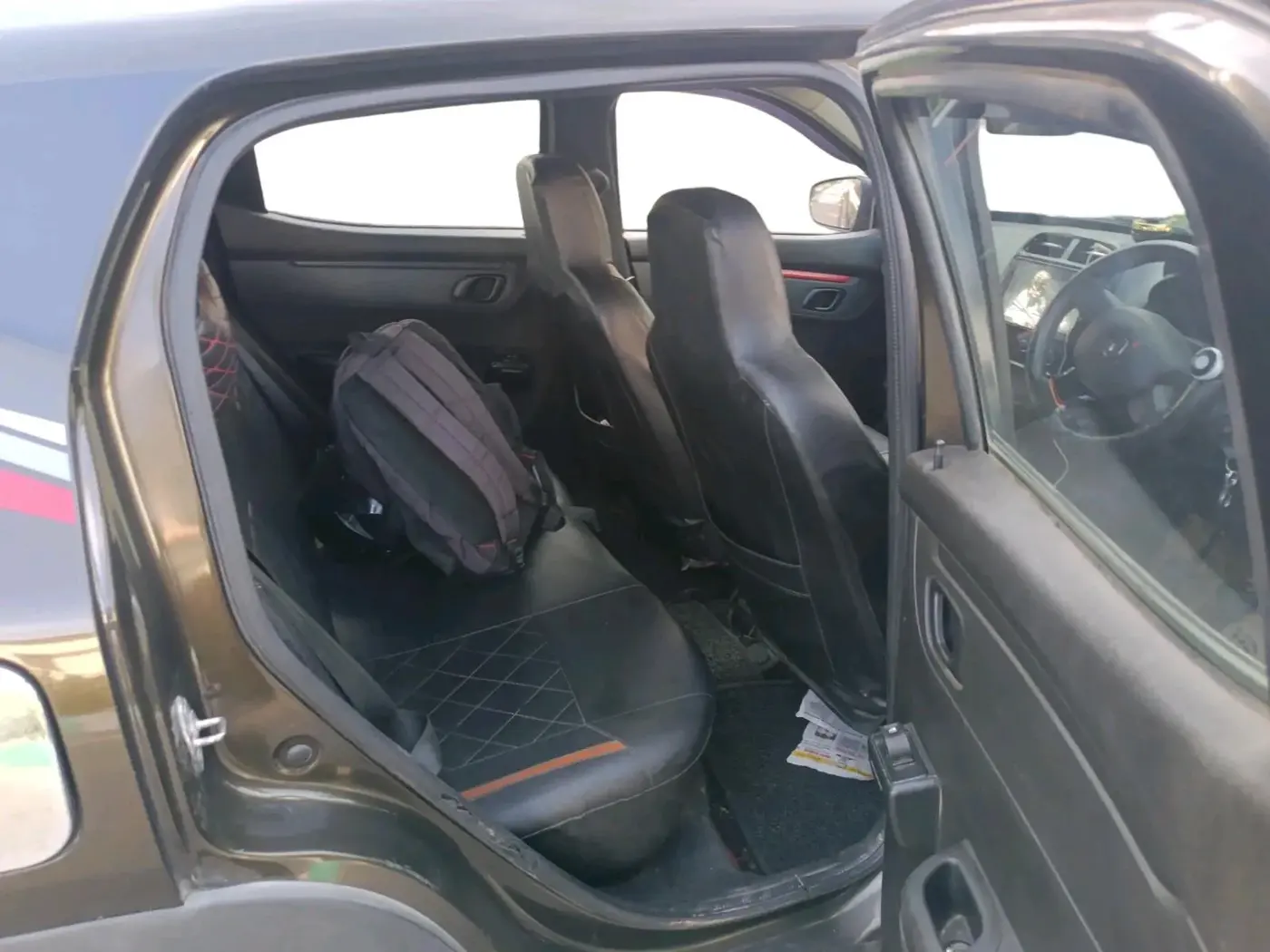 2017 Renault Kwid RXT 0.8, Petrol, Manual, 80,208 km, interior
