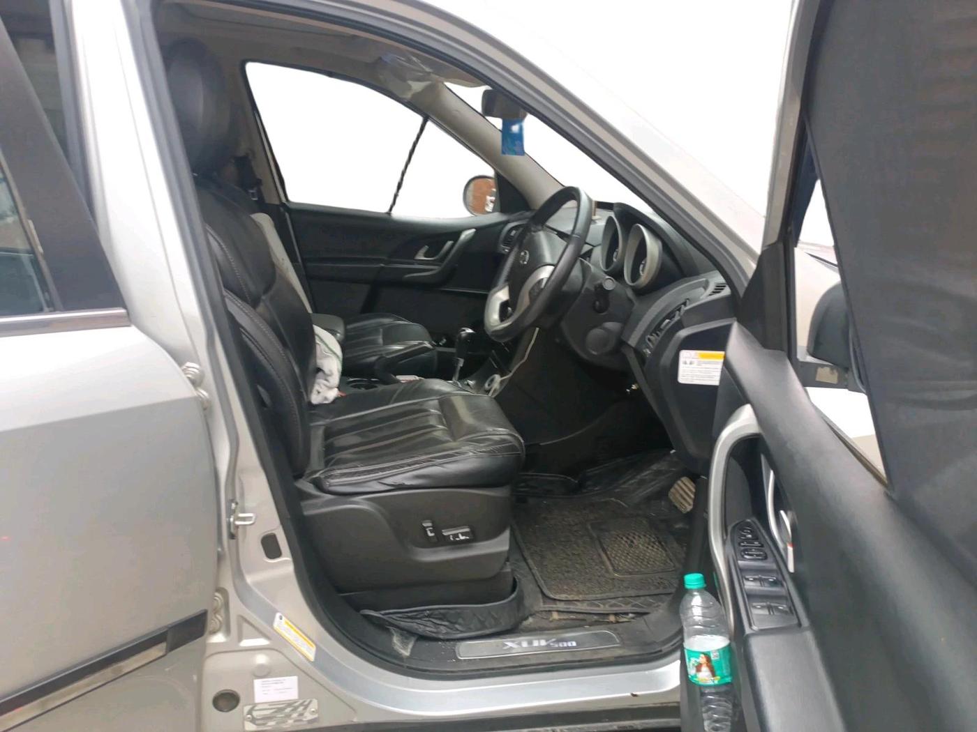 2017 Mahindra XUV500 W10 AT, Diesel, Automatic, 98,417 km, interior