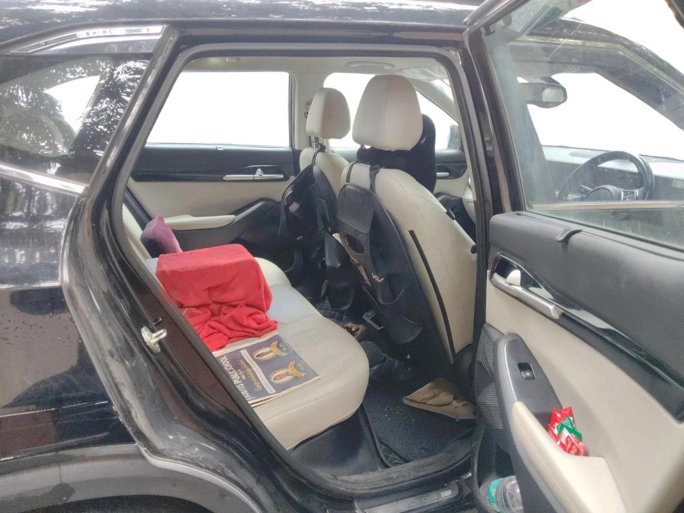 2023 KIA SELTOS  HTX 1.5 PETROL MT, Petrol, Manual, 16,499 km, interior