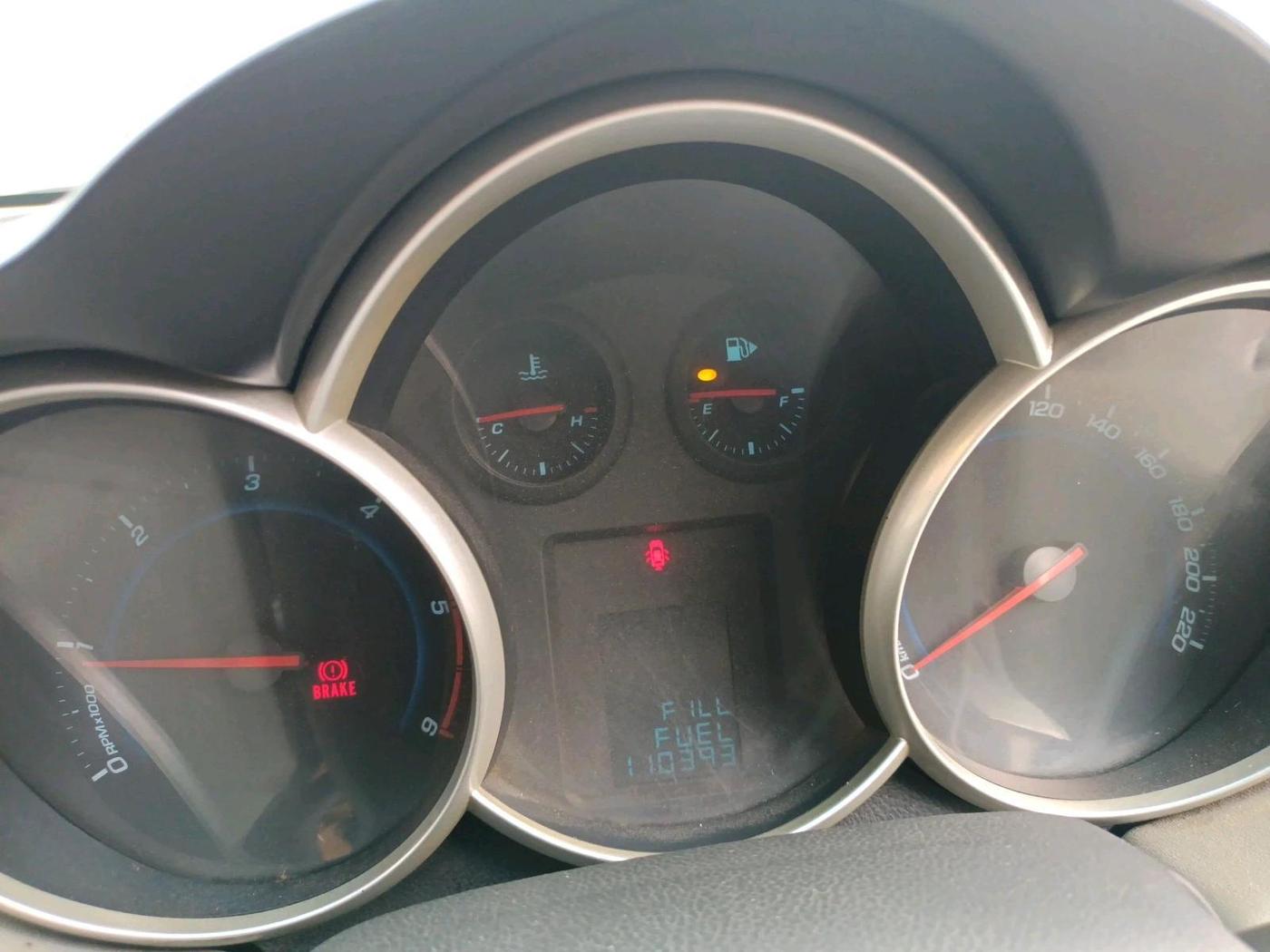 2011 Chevrolet Cruze LT, Diesel, Manual, 1,10,393 km, interior