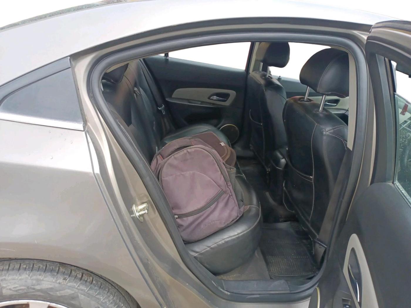 2011 Chevrolet Cruze LT, Diesel, Manual, 1,10,393 km, interior