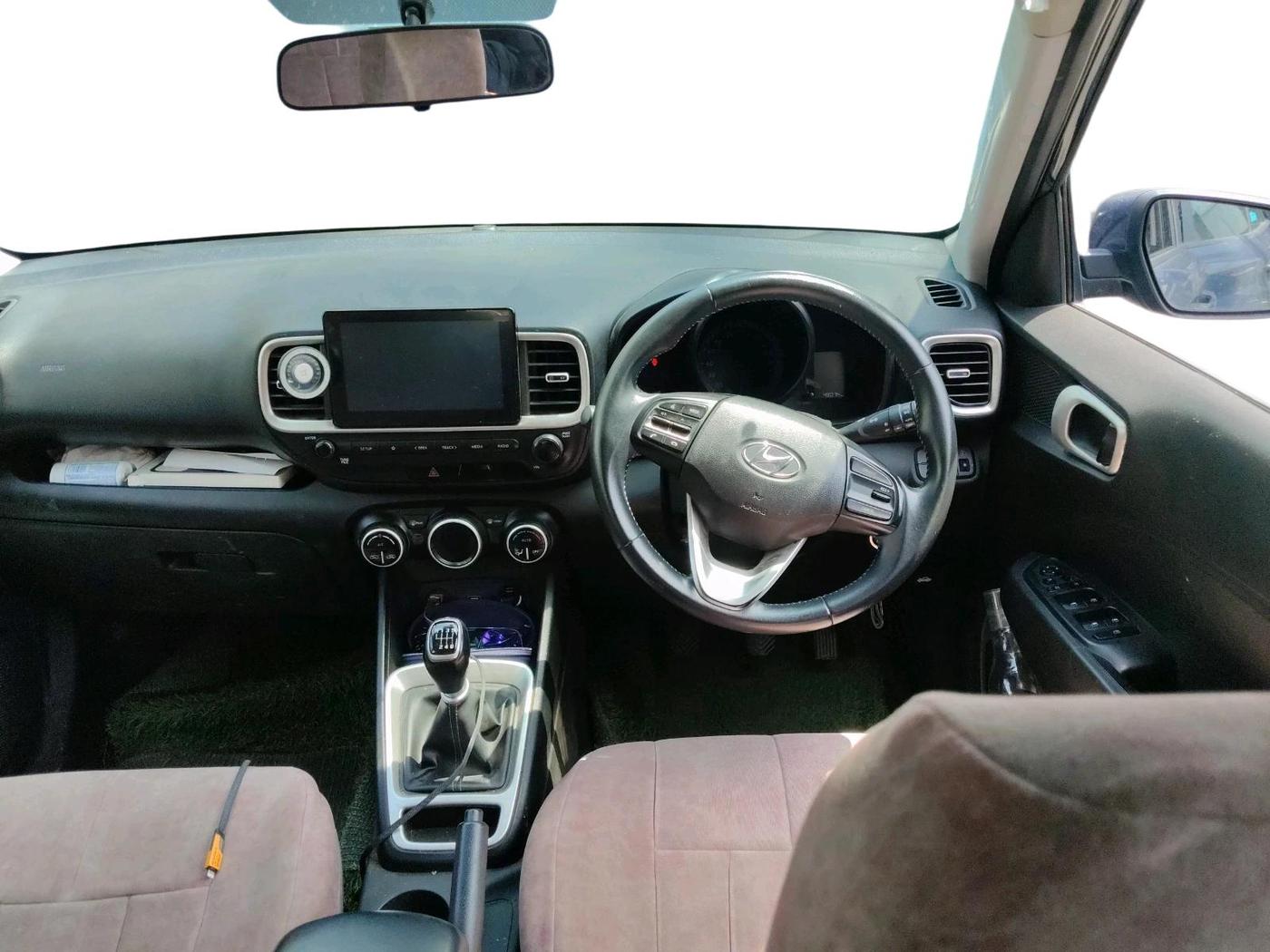 2019 Hyundai VENUE SX 1.0 TURBO, Petrol, Manual, 48,074 km, interior