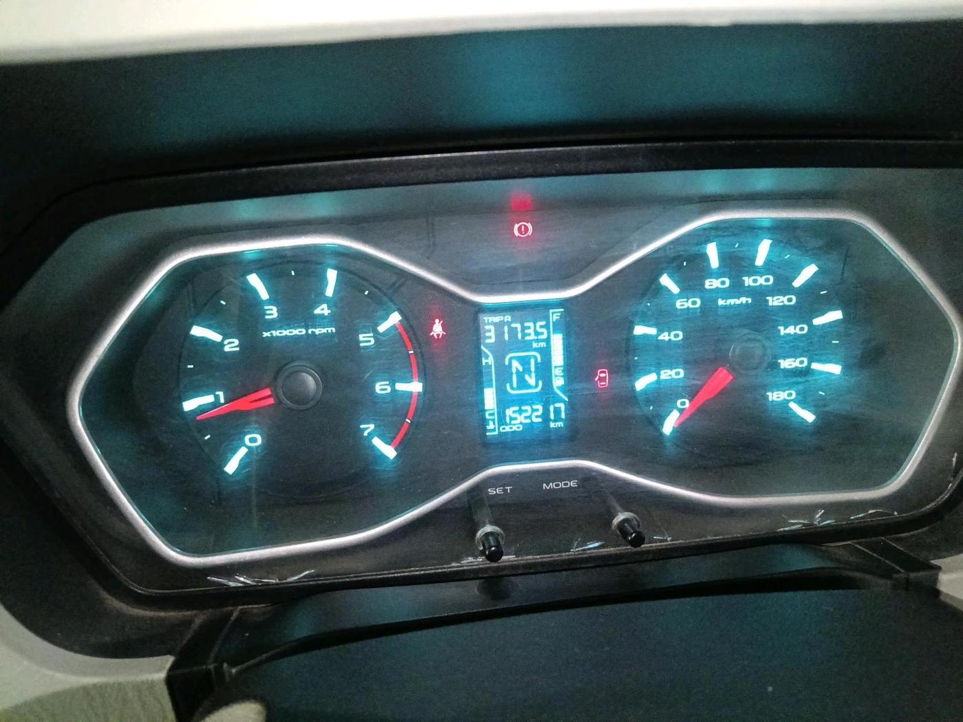 2015 Mahindra Scorpio S10, Diesel, Manual, 1,52,217 km, interior