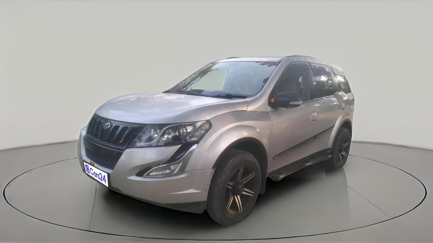 2015 Mahindra XUV500 W4, Diesel, Manual, 77,708 km, exterior