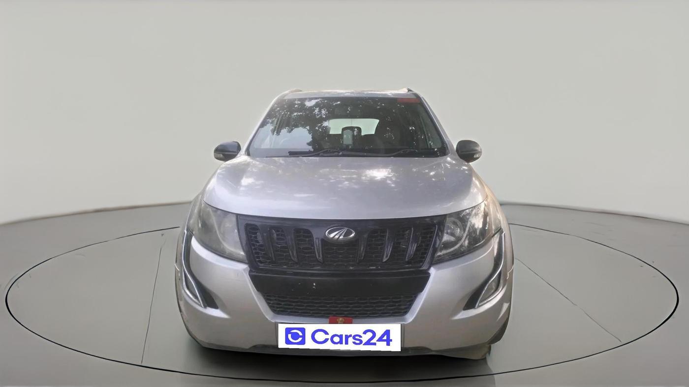 2015 Mahindra XUV500 W4, Diesel, Manual, 77,708 km, exterior