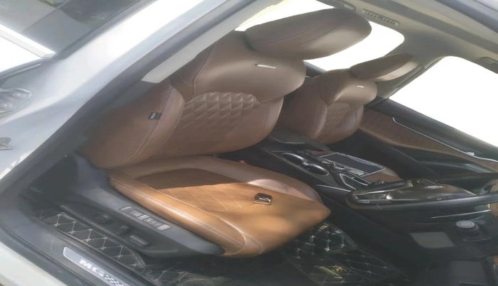 2021 MG GLOSTER SAVVY 6 STR 2.0 TWIN TURBO 4WD, Diesel, Automatic, 1,06,569 km, interior