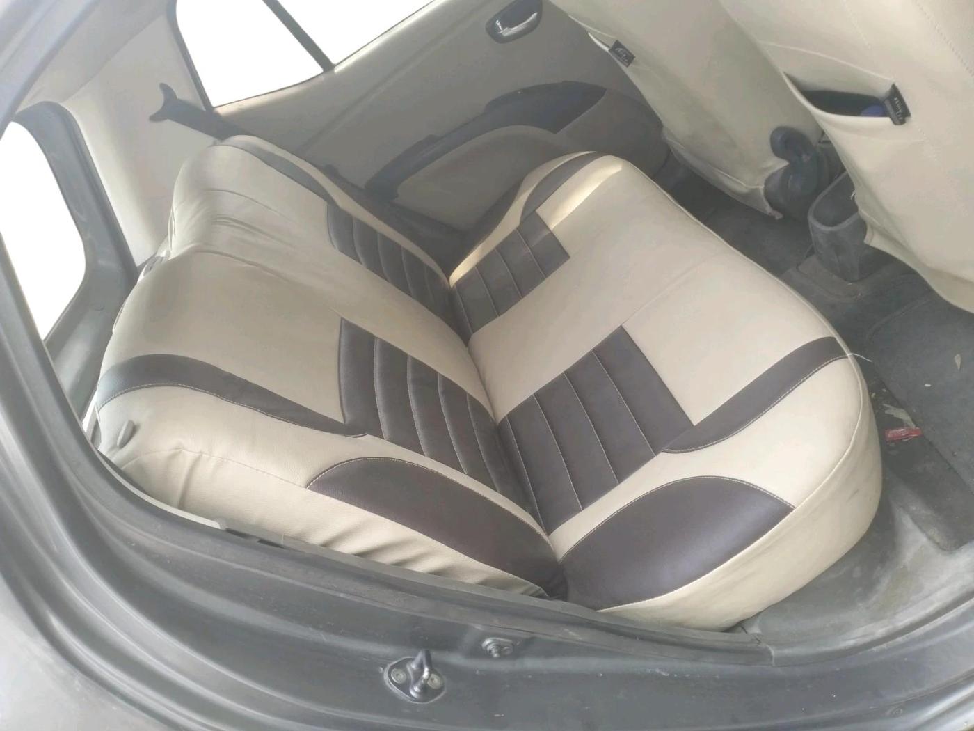 2013 Hyundai i10 MAGNA 1.1, Petrol, Manual, 1,03,036 km, interior