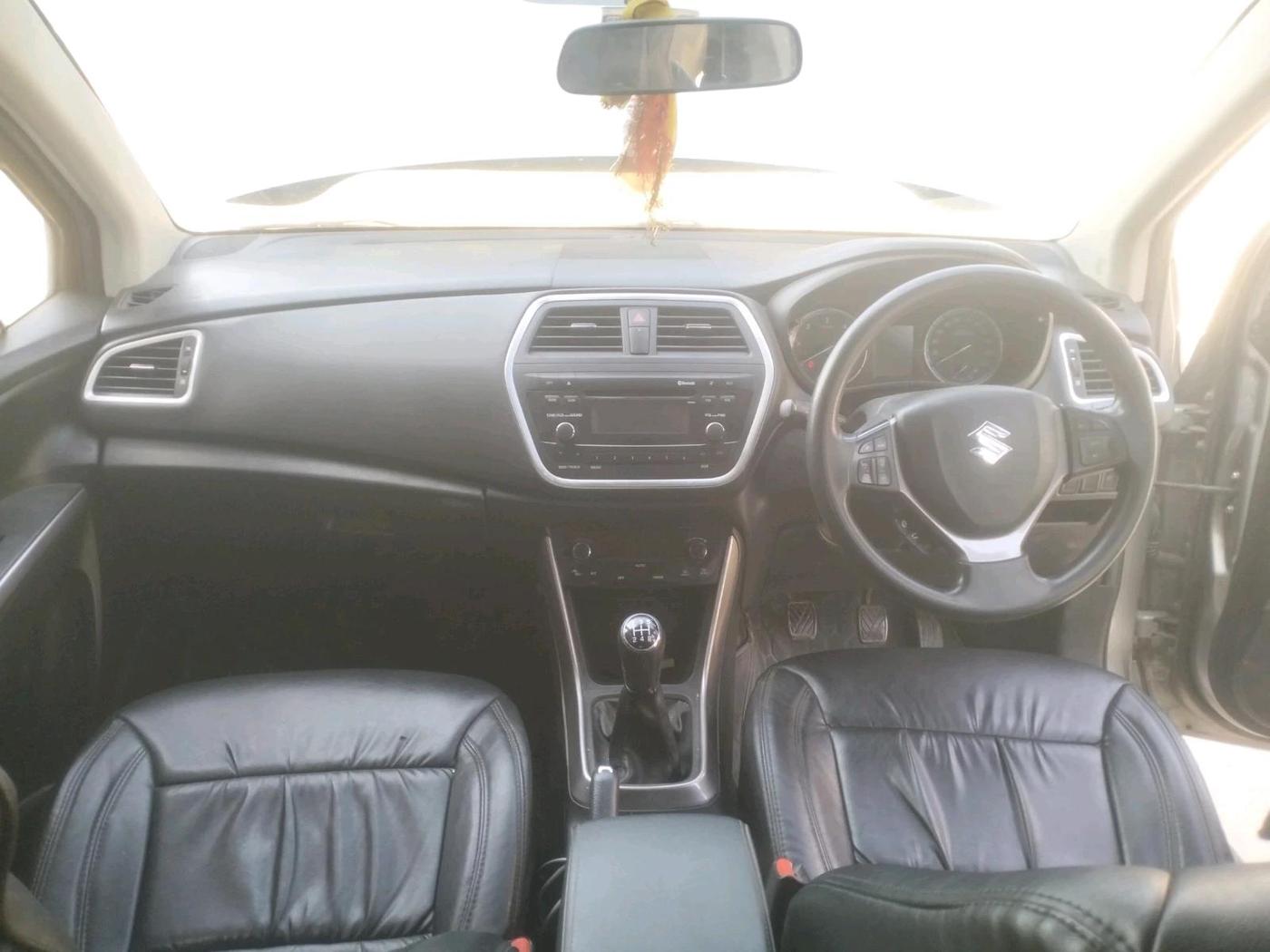 2018 Maruti S Cross DELTA 1.3, Diesel, Manual, 81,724 km, interior