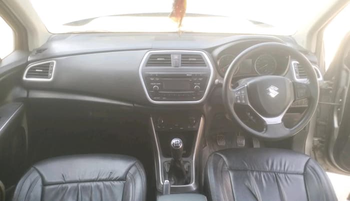 2018 Maruti S Cross DELTA 1.3, Diesel, Manual, 81,724 km, interior
