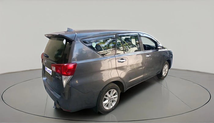 2016 Toyota Innova Crysta 2.4 VX 7 STR, Diesel, Manual, 47,697 km, exterior