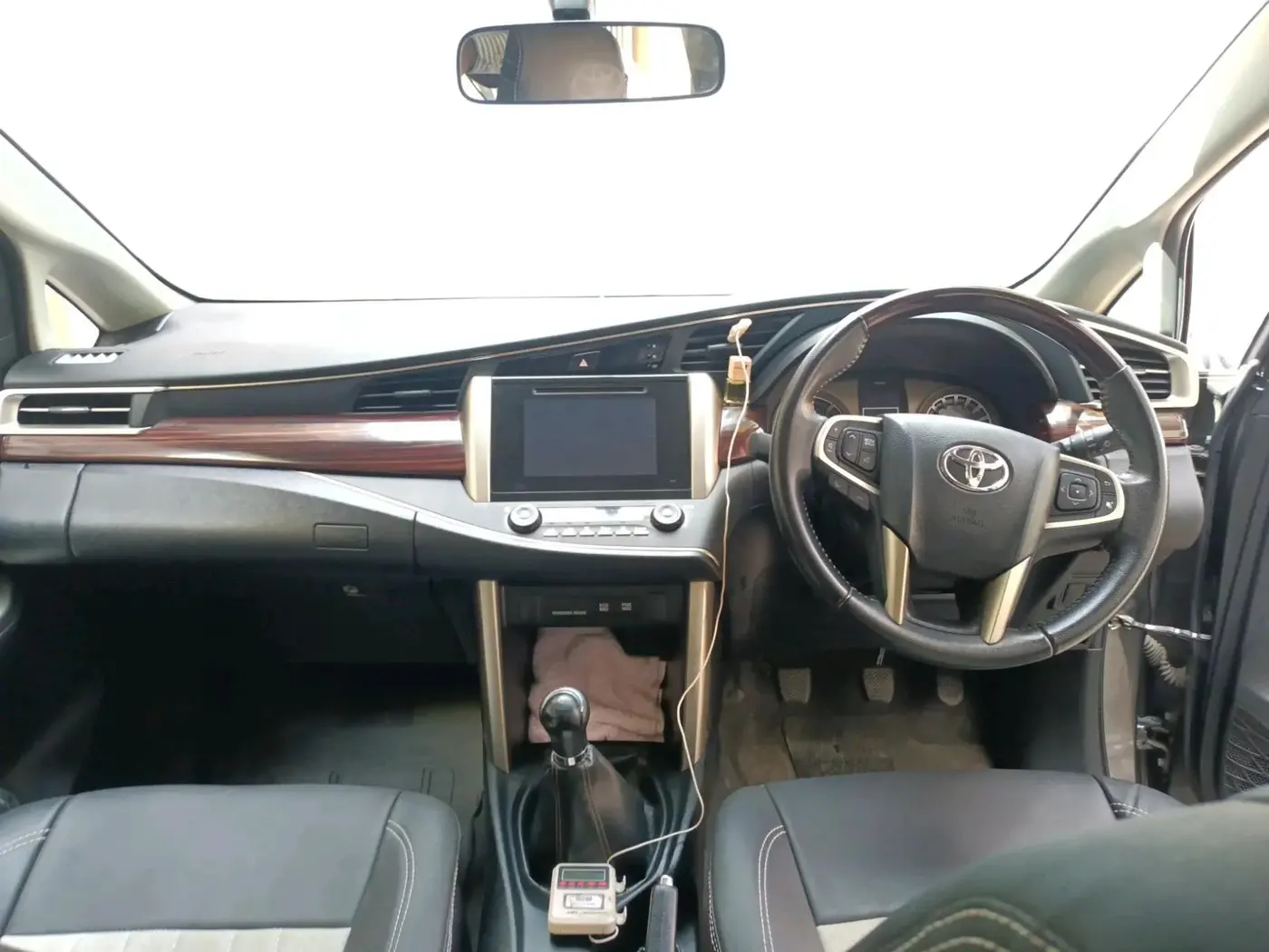 2016 Toyota Innova Crysta 2.4 VX 7 STR, Diesel, Manual, 47,697 km, interior