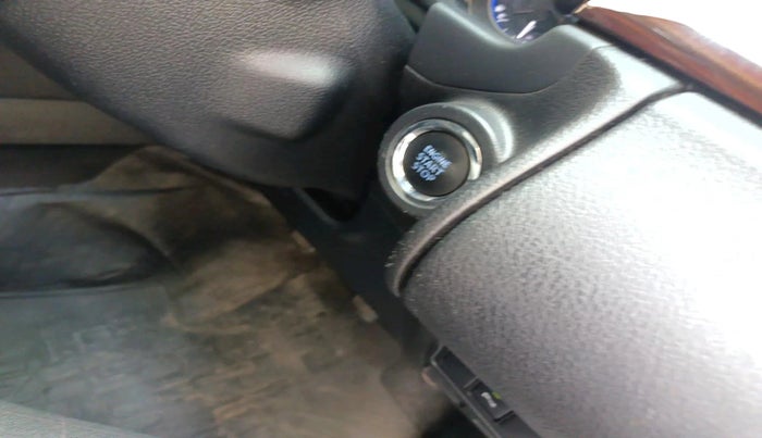 2016 Toyota Innova Crysta 2.4 VX 7 STR, Diesel, Manual, 47,697 km, interior