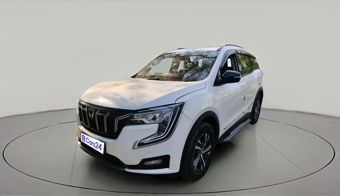 2022 Mahindra XUV700 AX 5 P MT 7 STR, Petrol, Manual, 18,893 km, exterior