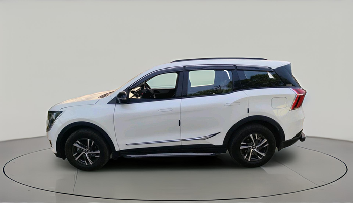 2022 Mahindra XUV700 AX 5 P MT 7 STR, Petrol, Manual, 18,893 km, exterior