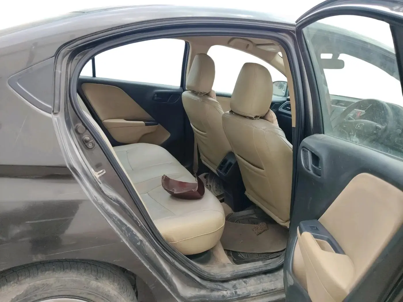 2015 Honda City 1.5L I-DTEC SV, Diesel, Manual, 99,664 km, interior