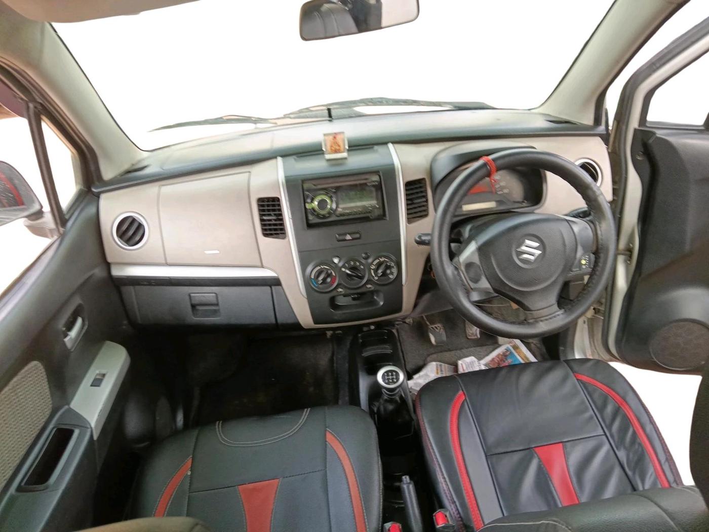2013 Maruti Wagon R 1.0 LXI CNG, CNG, Manual, 82,966 km, interior