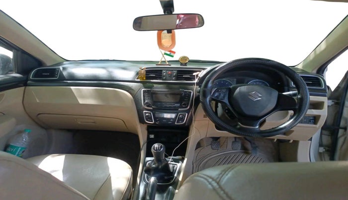 2016 Maruti Ciaz VDI+ SHVS, Diesel, Manual, 1,21,567 km, interior